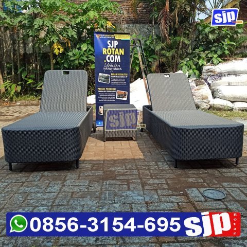 pabrik pengrajin produsen daybed rattan syentetic kursi santai kolam renang sunbed sun lounger rotan sintetis